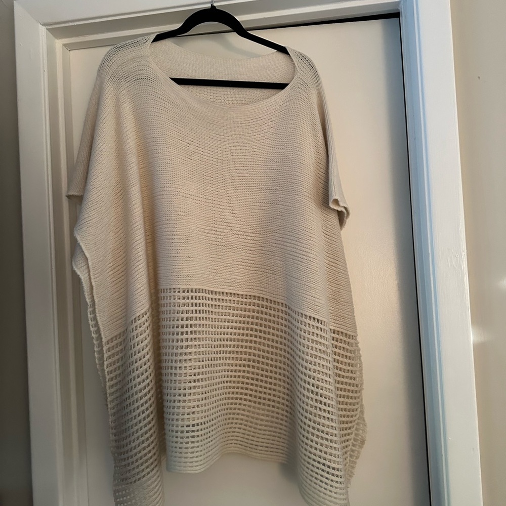 Oversize Sweater Poncho
